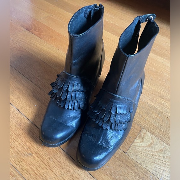 Handmade Black Kiltie Boots - Picture 6 of 7